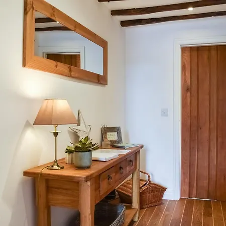 Hoopers End * Sedgwick